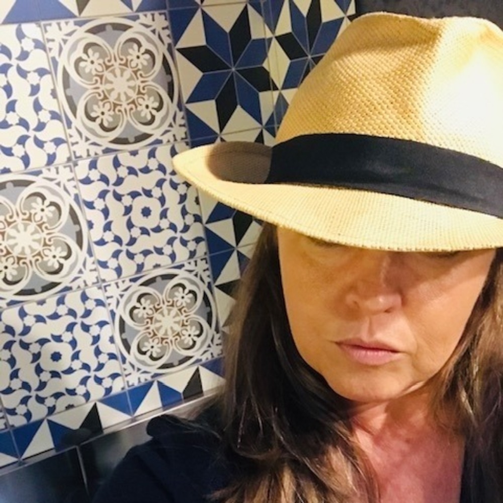 Meet your Posher, Liz a